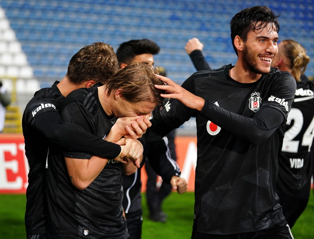 Süper Lig: Kasımpaşa: 2 - Beşiktaş: 3 (Maç Sonucu)