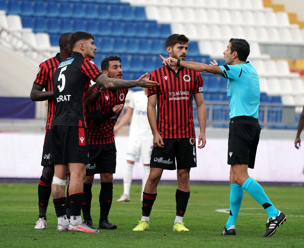 Süper Lig: Kasımpaşa: 2 - Gençlerbirliği: 0 (İlk yarı)