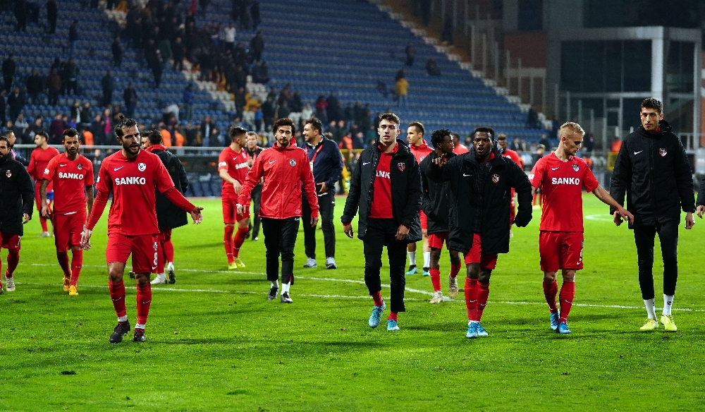 Süper Lig: Kasımpaşa: 3 - Gaziantep Fk: 4 (Maç Sonucu)