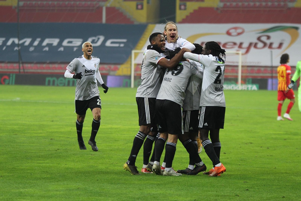 Süper Lig: Kayserispor: 0 - Beşiktaş: 2 (Maç sonucu)