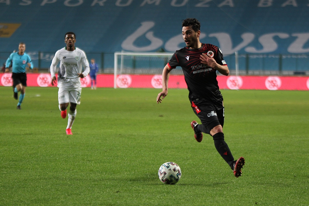 Süper Lig: Konyaspor: 0 - Gençlerbirliği: 0 (İlk yarı)