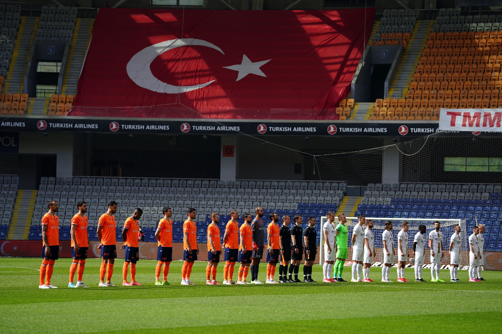 Süper Lig: Medipol Başakşehir: 0 - MKE Ankaragücü: 1 (İlk yarı)