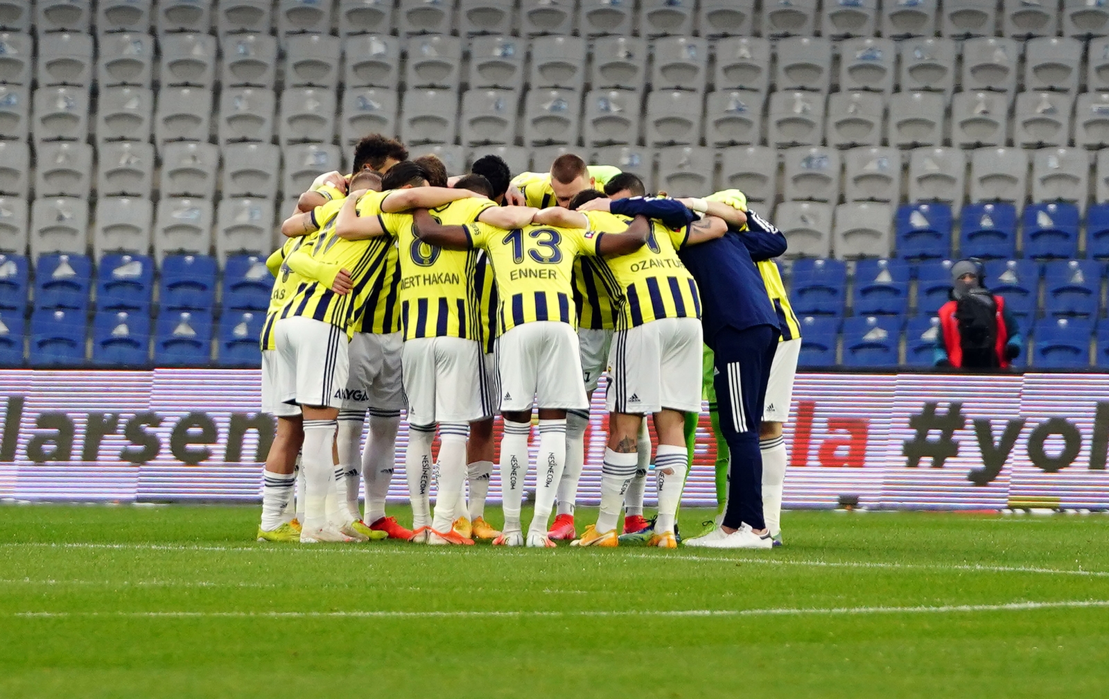 Süper Lig: Medipol Başakşehir: 1 - Fenerbahçe: 0 (Maç devam ediyor)