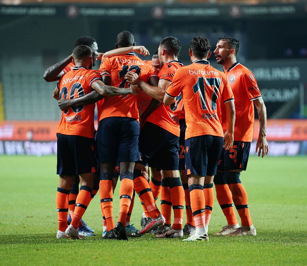 Süper Lig: Medipol Başakşehir: 2 - Denizlispor: 0 (Maç sonucu)