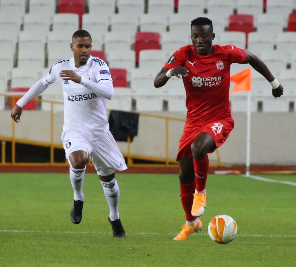 Süper Lig: Sivasspor: 1 - Karabağ: 0 (Maç devam ediyor)