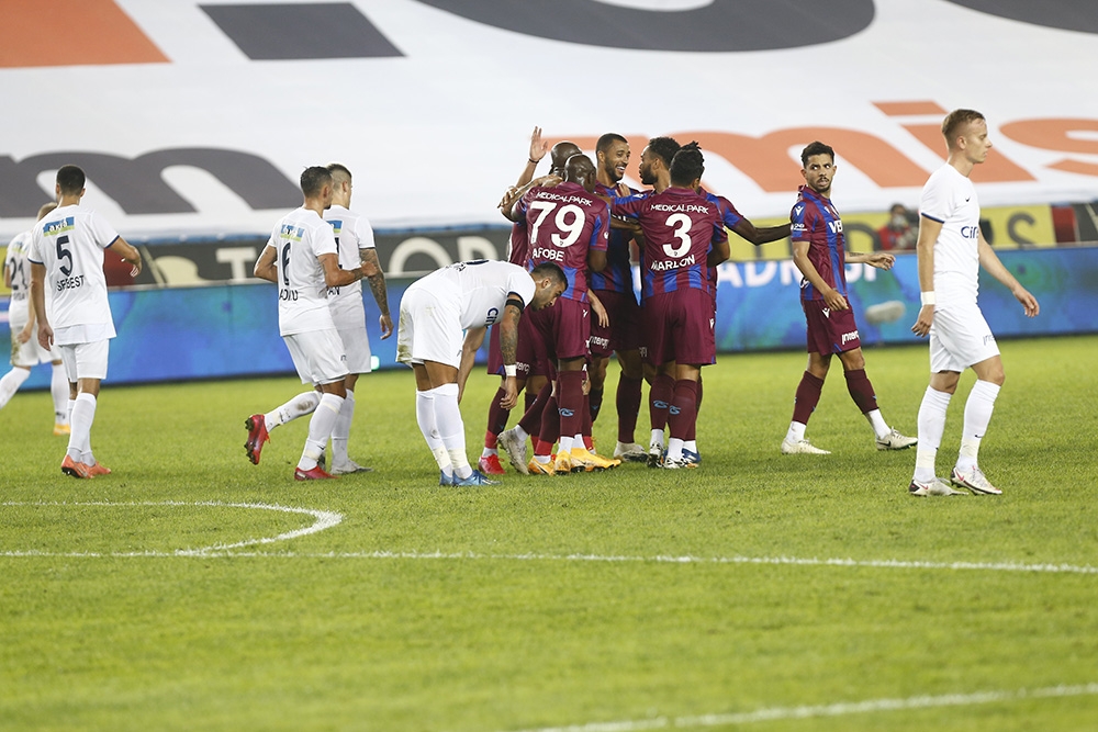 Süper Lig: Trabzonspor: 3 - Kasımpaşa: 2 (İlk yarı)