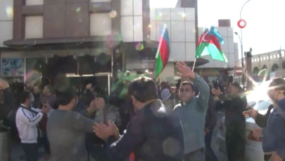 Şuşa zaferi Azerbaycan halkını sokağa döktü