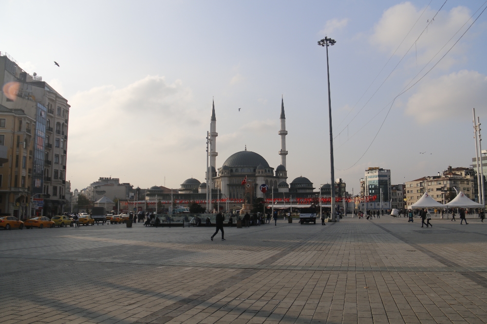 Taksim Camii’nde sona yaklaşıldı