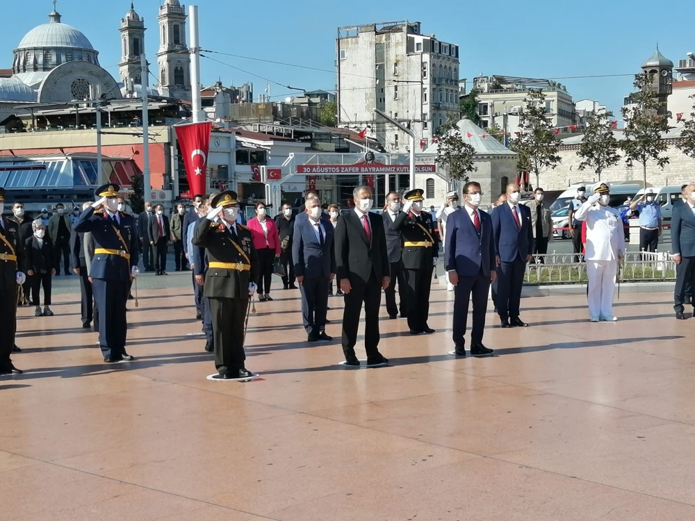 Taksim Meydanı’nda 30 Ağustos Zafer Bayramı töreni düzenlendi
