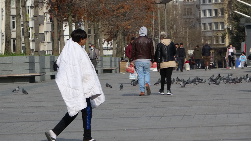 Taksim’de sokağa çıkma kısıtlamasında bu kez turistlere ceza yağdı