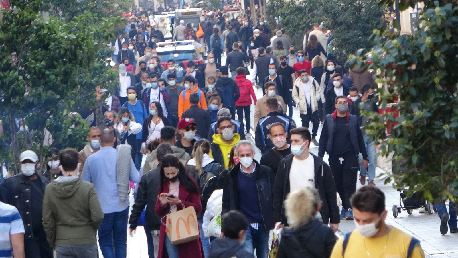 Taksim’deki manzara kısıtlama sonrasında değişmedi