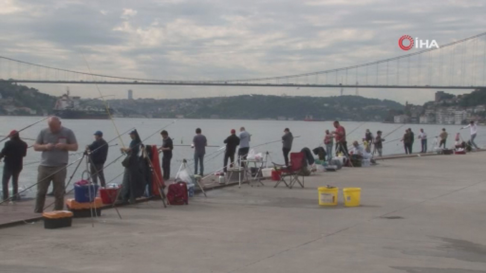 Tam kapanma bitti, olta balıkçıları soluğu sahilde aldı