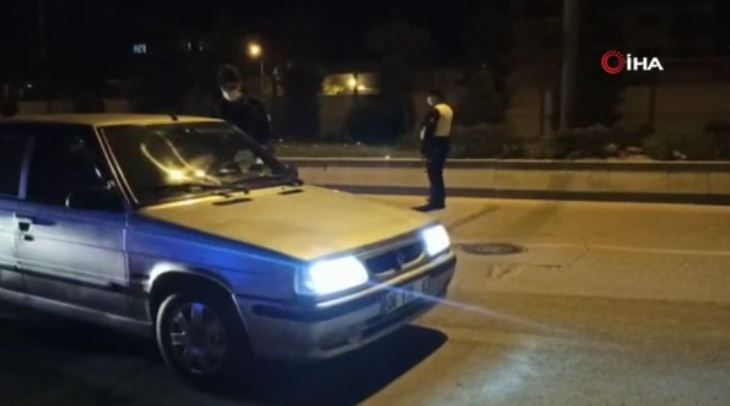 Tam Kapanmanın ilk gecesinde Sincan’da sürücülere yönelik uygulama gerçekleştirildi