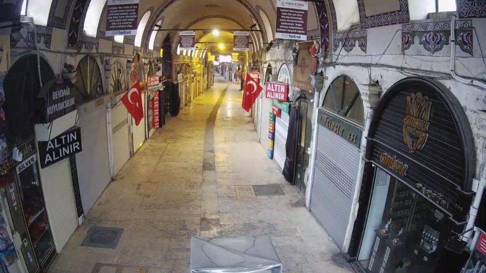 Tarihi Kapalı Çarşı sessizliğe büründü