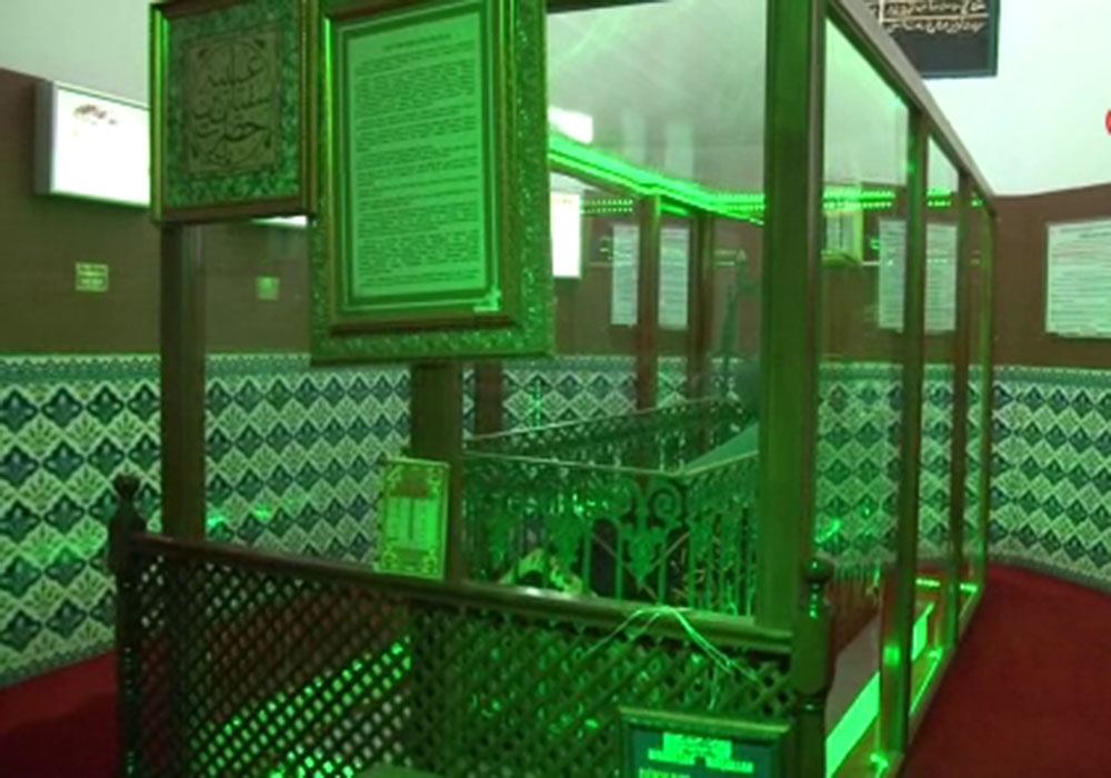 Tarihi Yeraltı Camii bitişiğindeki binada kaçak eğlence merkezi tepki çekti