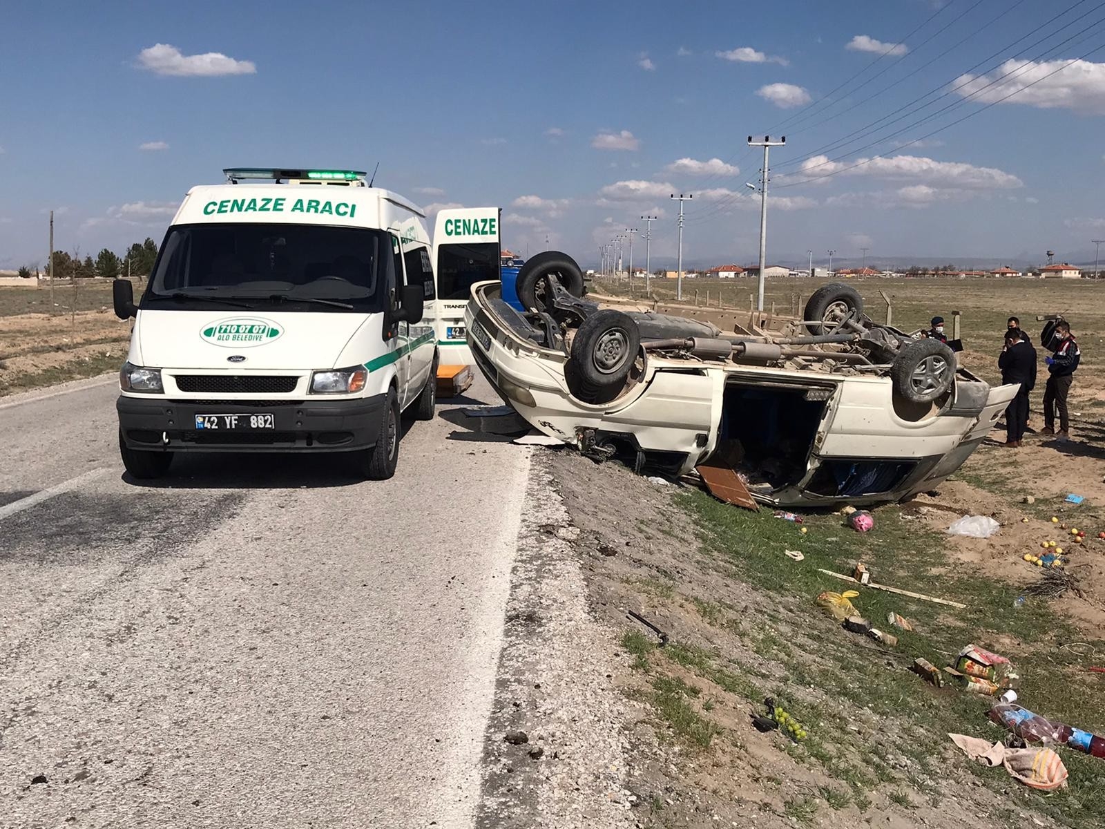 Tarım işçilerini taşıyan minibüs devrildi: 2 ölü, 6 yaralı