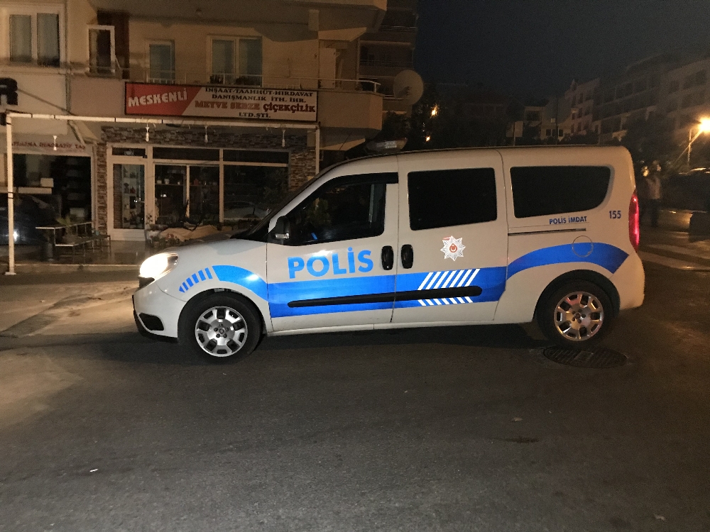Tartışma kanlı bitti: 1 ölü, 2’si polis 3 yaralı