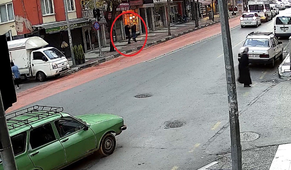 Tartıştığı Şahsı Sokak Ortasında Öldürdü: Dehşet Anları Kamerada
