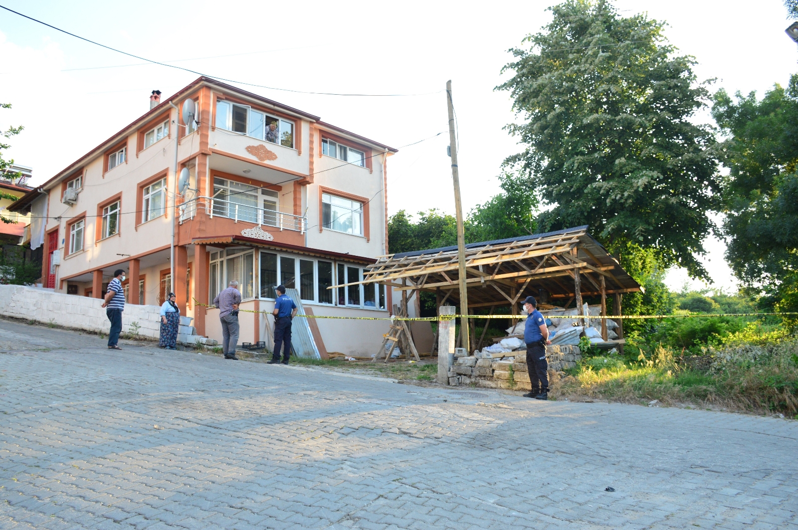 Tatil için geldi, yüksekten düşerek hayatını kaybetti