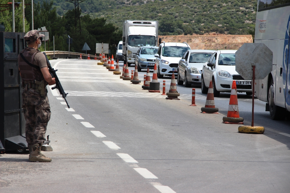 Tatilciler Bodrum’a akın etti