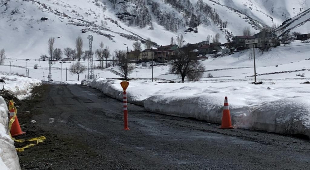 Tatvan’da 3 köy ve 9 bina için karantina uygulaması