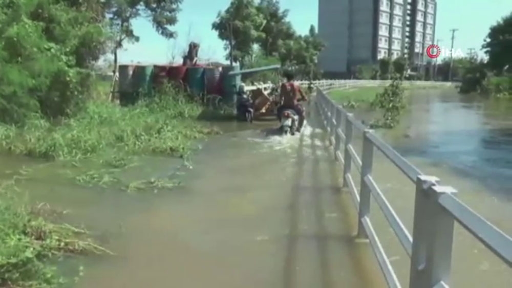 Tayland’da Molave tayfunu öncesi sel felaketi