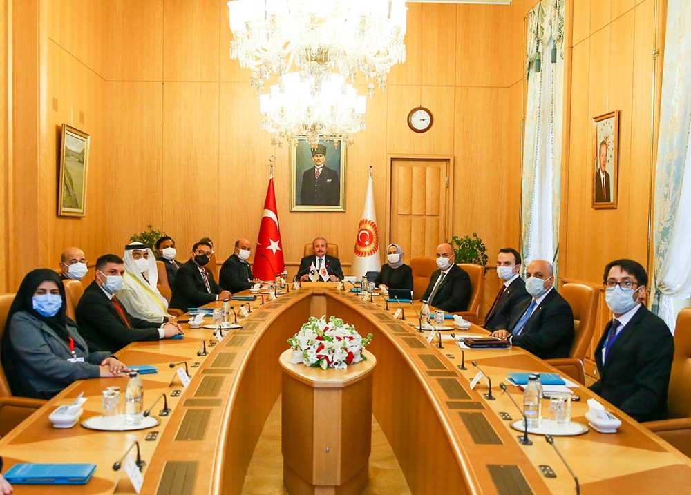 TBMM Başkanı Mustafa Şentop APA Başkanlık divanı üyelerini kabul etti
