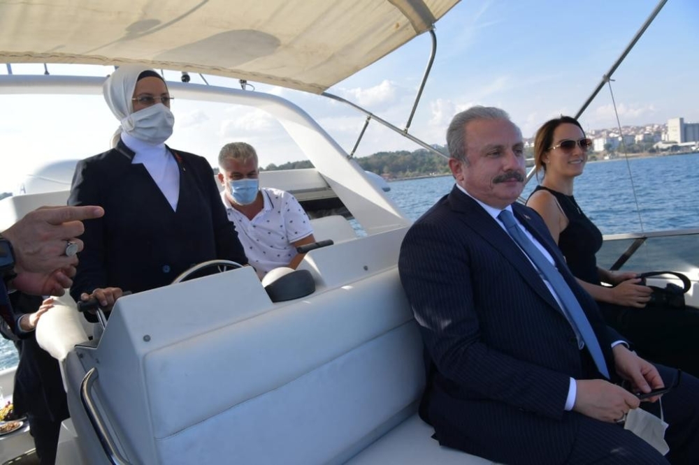 TBMM Başkanı Şentop ile PAB Başkanı Baron tekne turuna çıktı
