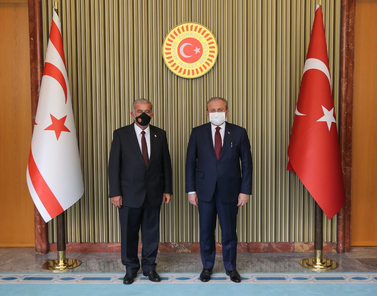 TBMM Başkanı Şentop, KKTC Meclis Başkanı Sennaroğlu ile bir araya geldi