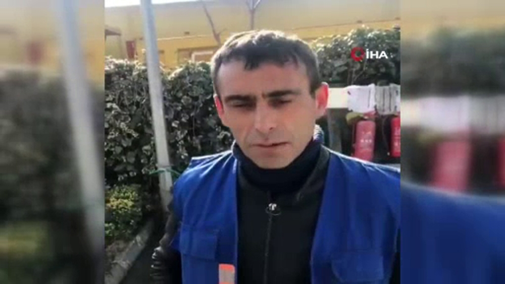 Temizlik işçisinden alkışlanacak hareket