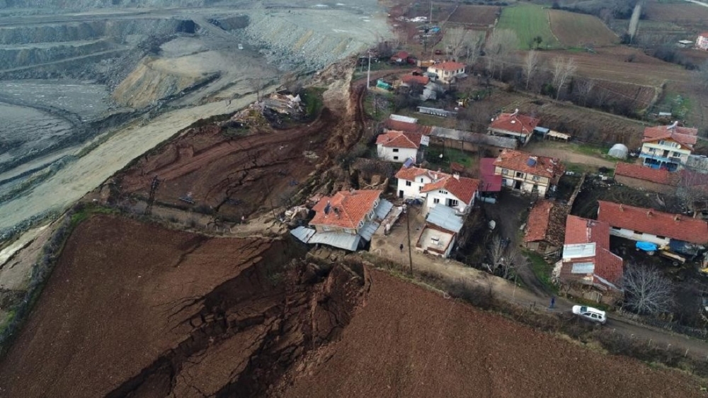 Termik santralin sebep olduğu heyelandan etkilenen köylülerin mağduriyeti devam ediyor