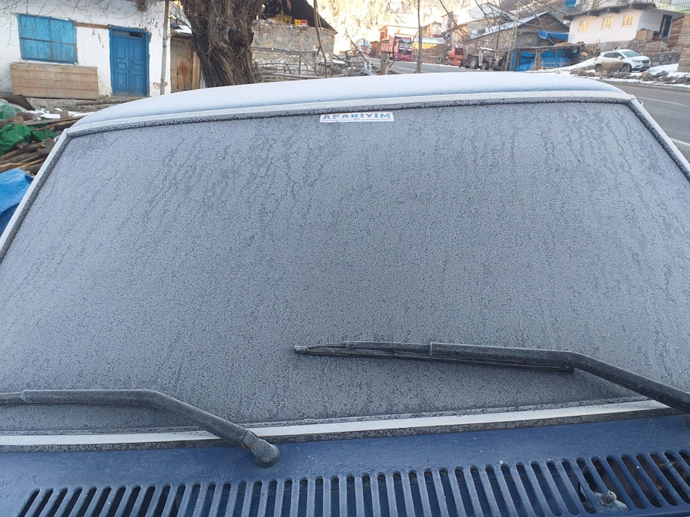 Termometreler eksi 30,4’ü gösterdi