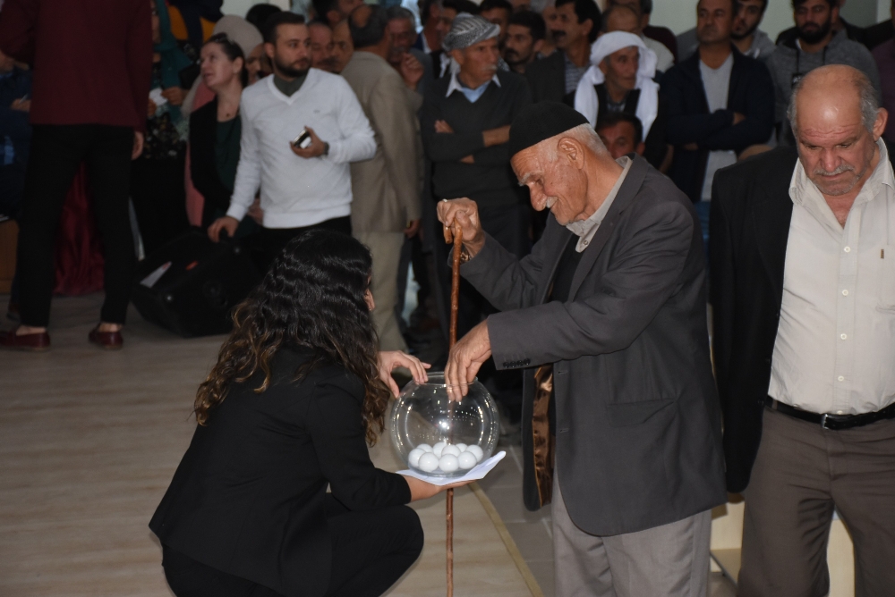 Terör Mağdurları İçin Yapılan Evlerin Kurası Çekildi