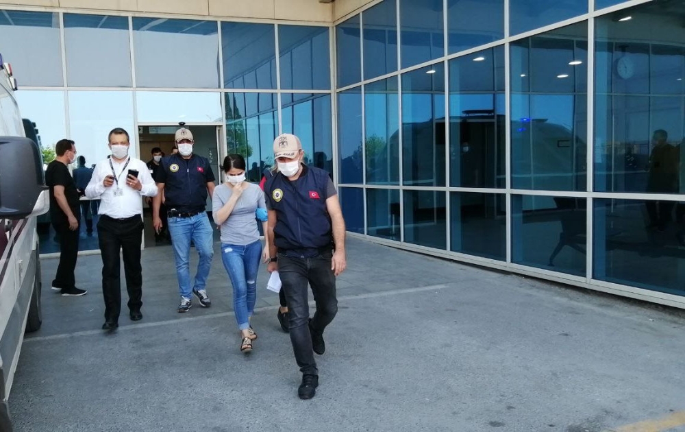 Terörist Salih Müslüm’ün teslim olan yeğeni sağlık kontrolünden geçirildi