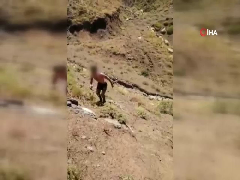 Teröristin teslim olma anı kamerada