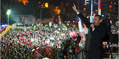Teröristleri öven kişi CHP otobüsünde yer aldı! Skandal kareler