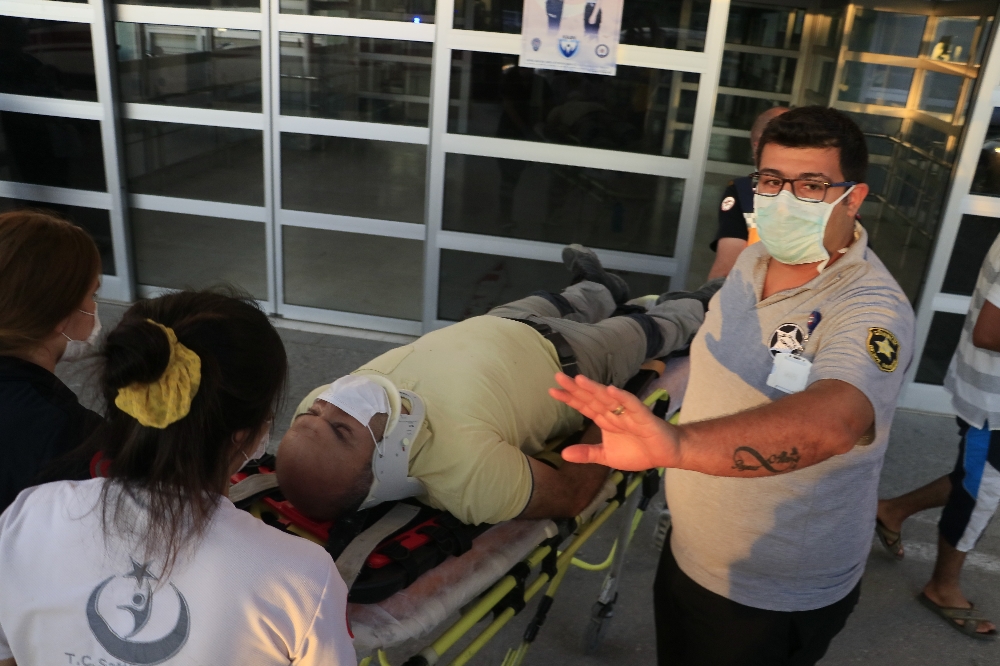 Ters rüzgara kapılan paraşütçü yere çakıldı
