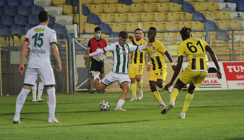TFF 1. Lig: Menemenspor: 2 - Bursaspor: 1