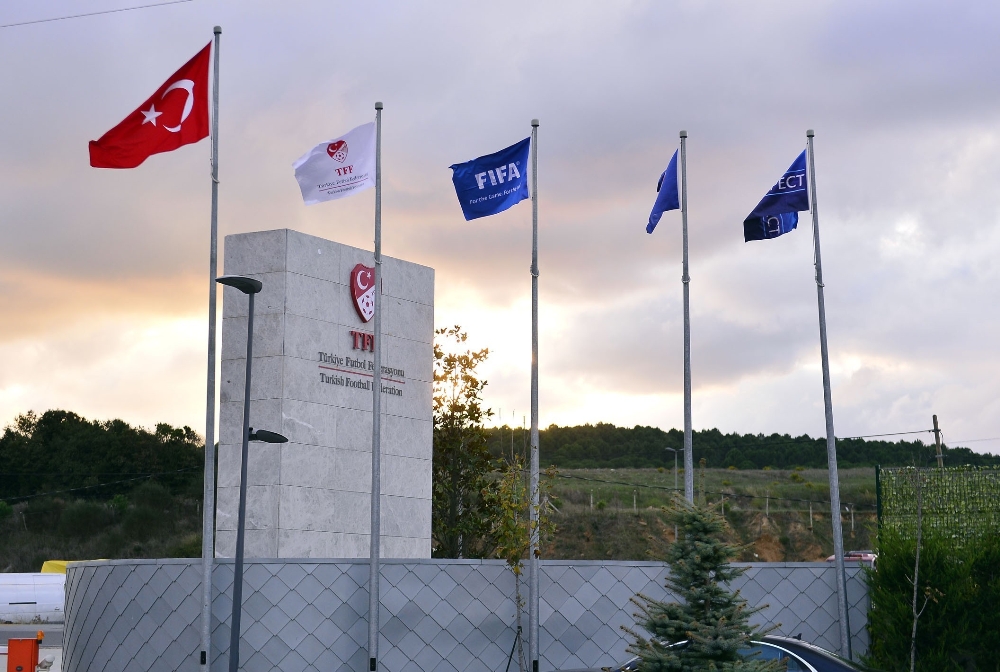 TFF erteleme kararını yarınki toplantıdan sonra verecek !