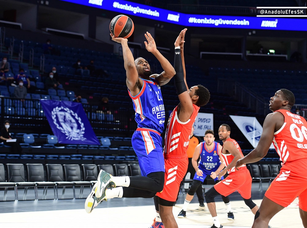 THY Euroleague: Anadolu Efes: 86 - Kızılyıldız: 72