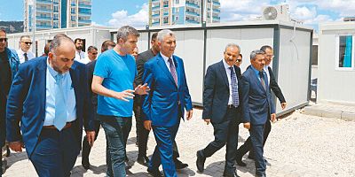 Ticaret Bakanı Ömer Bolat:Öncelik istikrar