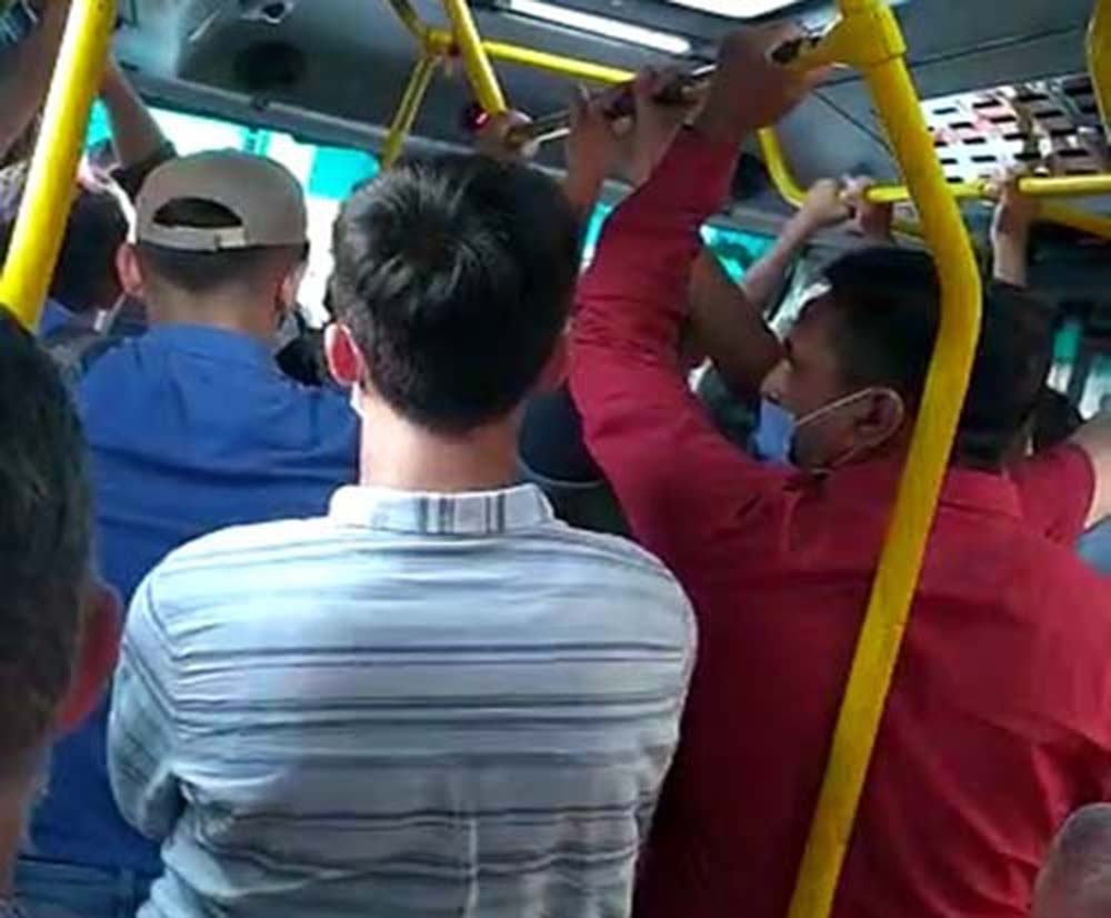 Tıklım tıklım minibüs yolculukları tepki çekiyor