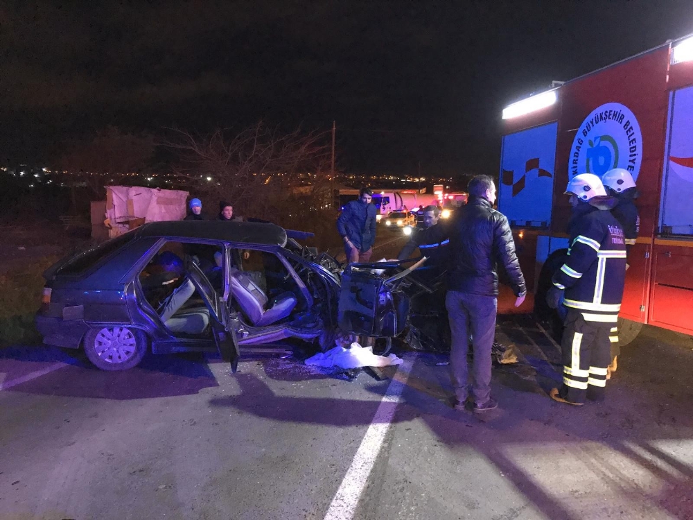 Tır İle Otomobil Çarpıştı: 6 Yaralı