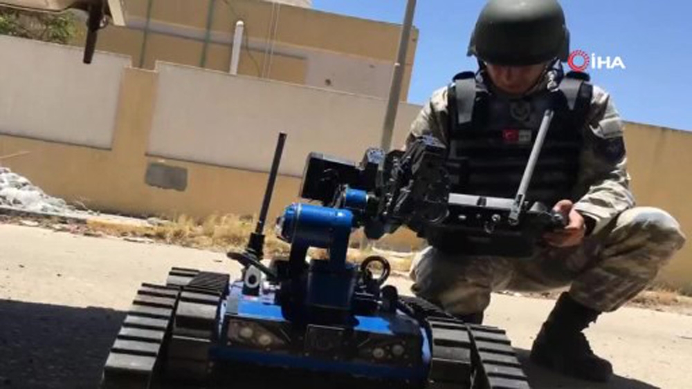 TMR 2 imha robotu Libya’da uzmanların yardımcısı