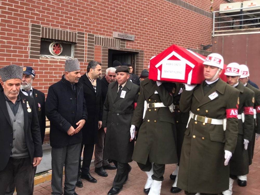 Tokatlı Kıbrıs Gazisi son yolculuğuna askeri törenle uğurlandı