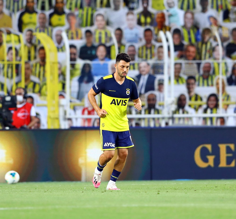 Tolgay 5 maç sonra ilk 11’de