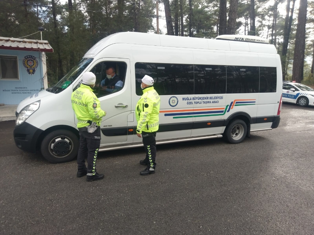 Toplu taşıma araçlarına trafik denetimi yapıldı
