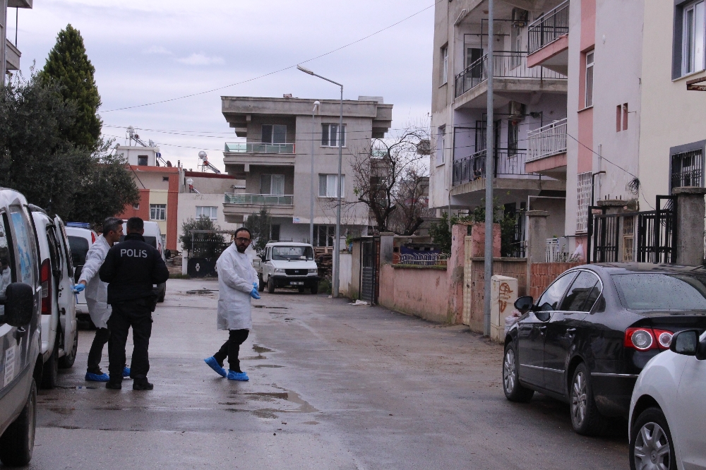 Torbalıda Zanlının Saklandığı Evden Silah Çıktı