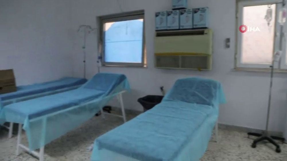 Trablus’ta bir sahra hastanesi saldırılara rağmen ayakta kalmaya çalışıyor