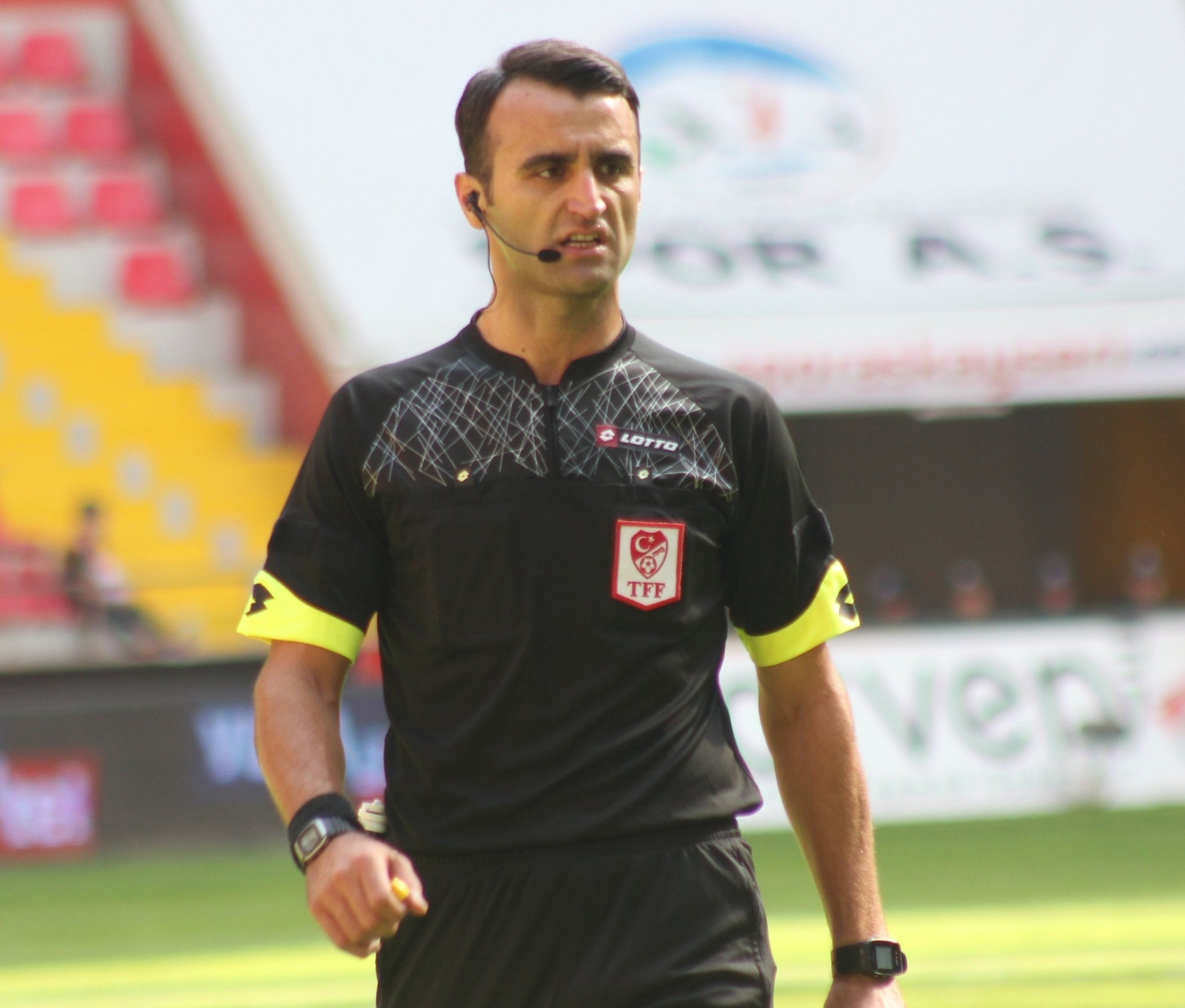 Trabzonspor - Kayserispor maçını Atilla Karaoğlan yönetecek
